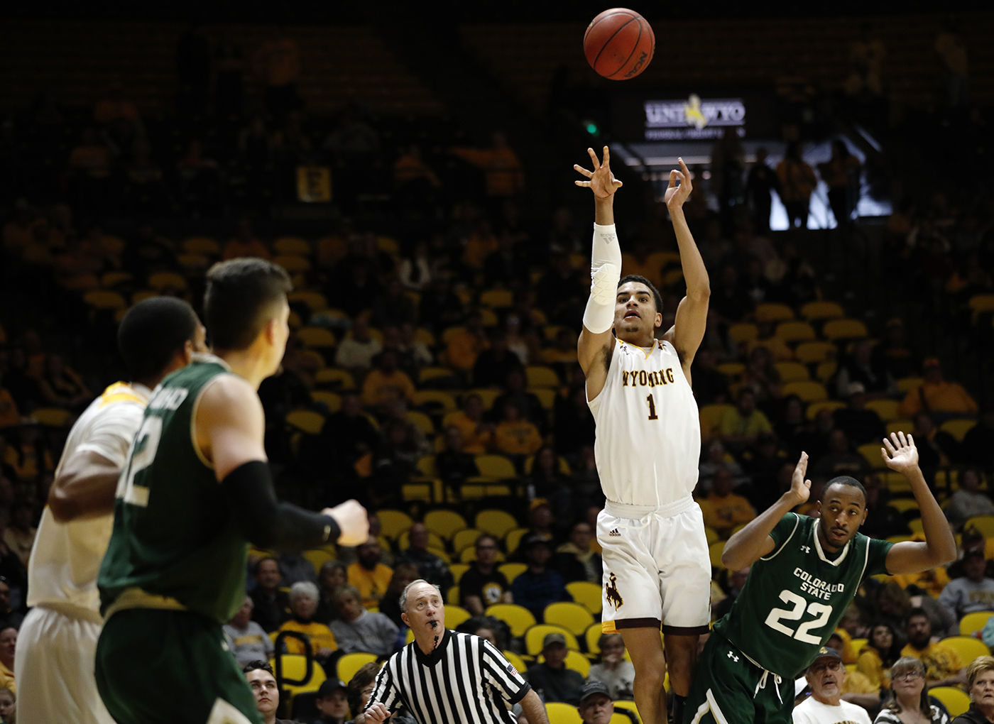 UW Mens Basketball Game